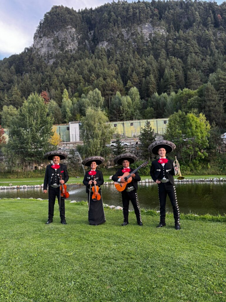 Mariachis en Andorra: Pedida de mano en el hotel Les Pardines